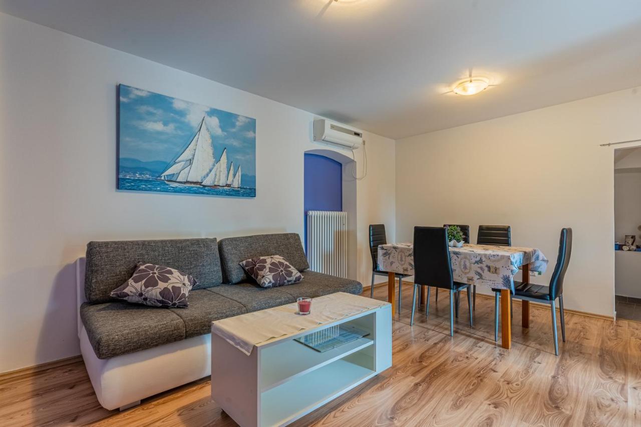 Apartment Jurasic Orlec Esterno foto