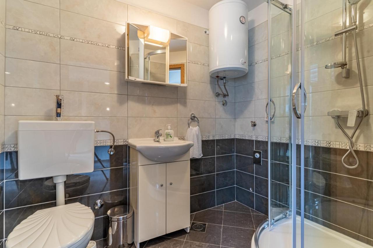 Apartment Jurasic Orlec Esterno foto
