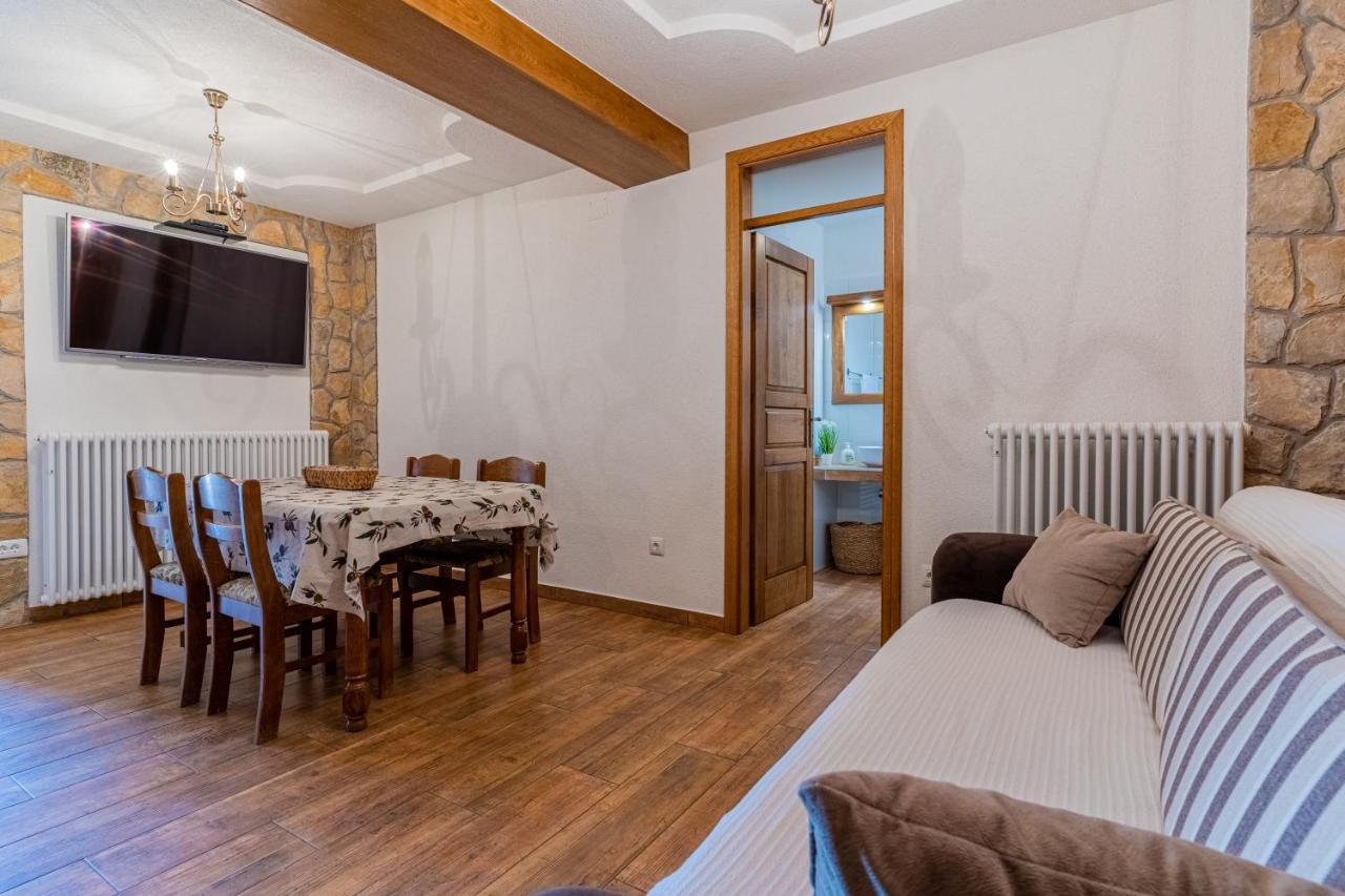 Apartment Jurasic Orlec Esterno foto